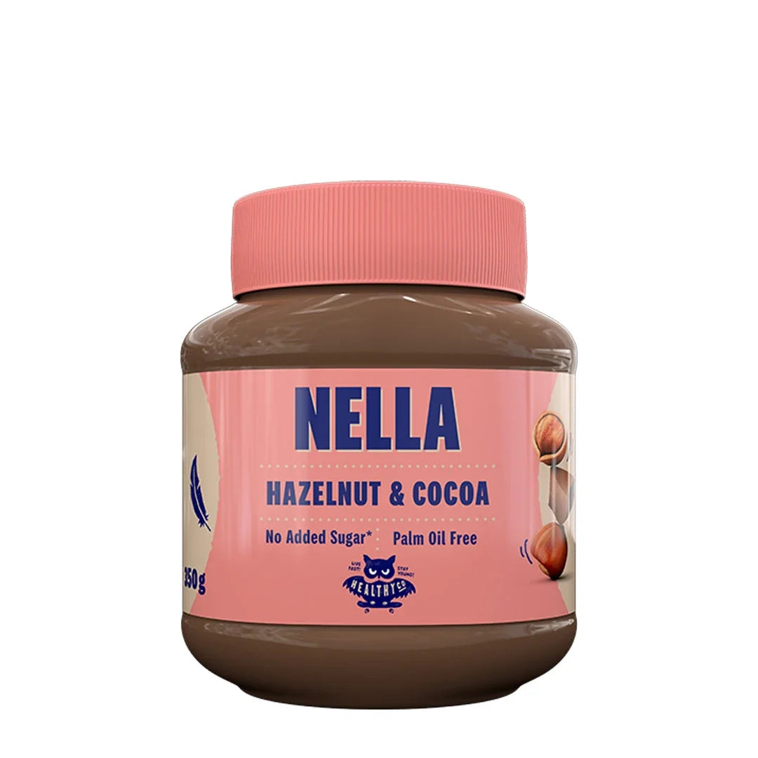 HealthyCo Nella 350 g choklad- och hasselnötspread i en burk med rosa lock och etikett, märkt utan tillsatt socker och palmolja.