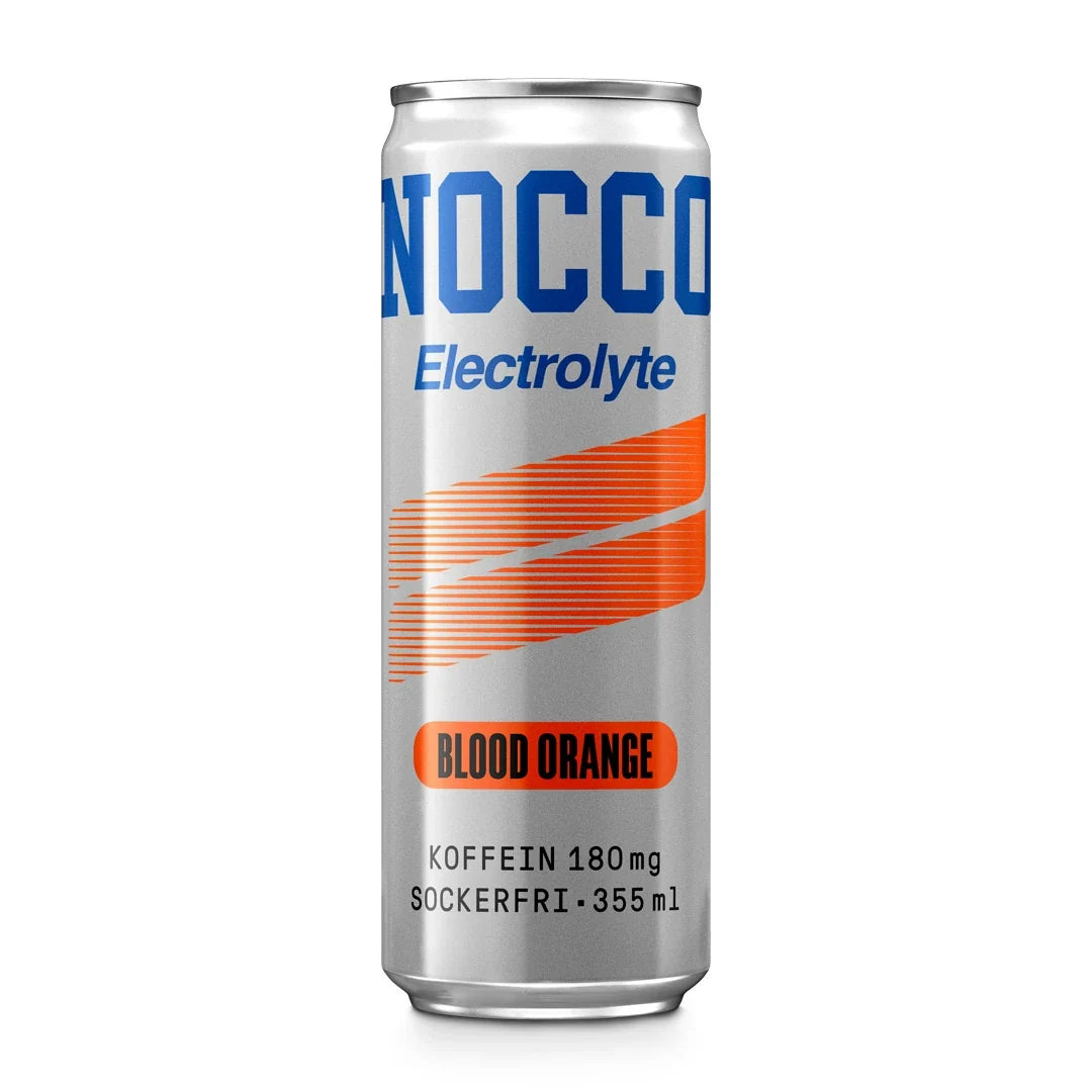 NOCCO Electrolyte 355 ml energidryck i en silverfärgad burk med blå och orange detaljer för smaken Blood Orange., bild 1 av 3