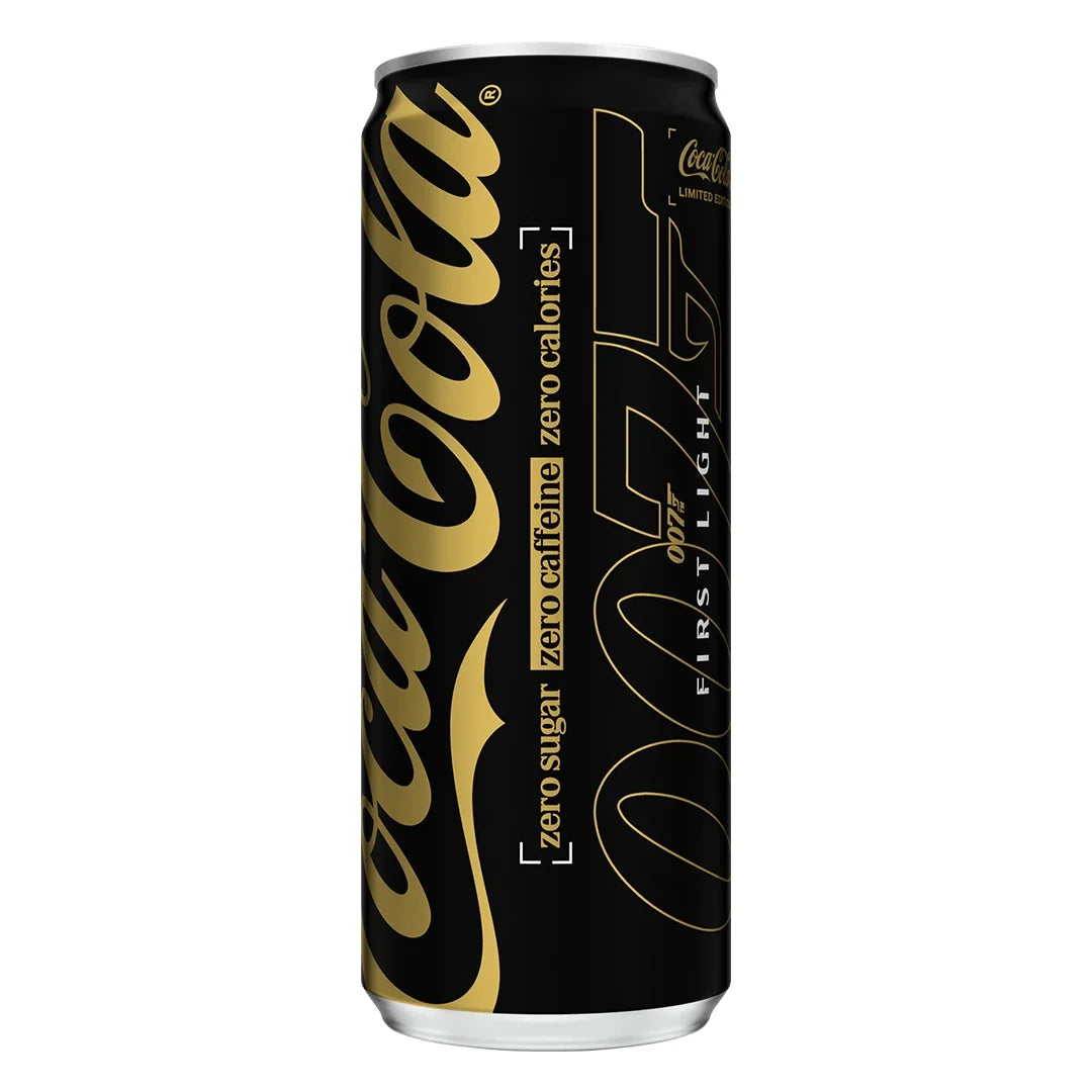 Coca-Cola Zero 330 ml koffeinfri i en svart aluminiumburk med gulddetaljer och unik 007-design., bild 4 av 4