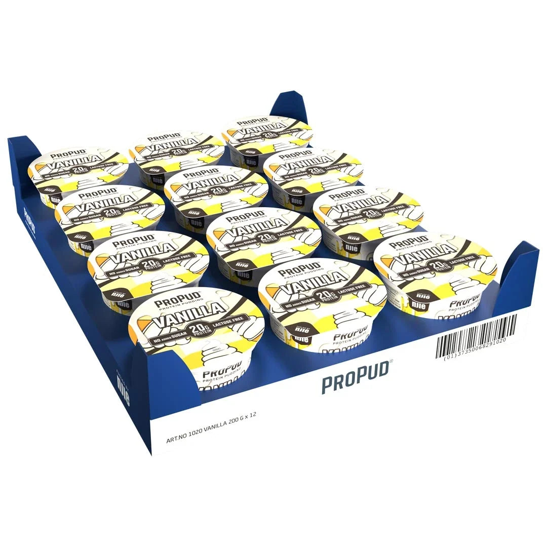 12 x NJIE ProPud 200 g Vanilla laktosfri proteinpudding i vita burkar med gula detaljer på en blå bricka., bild 1 av 1