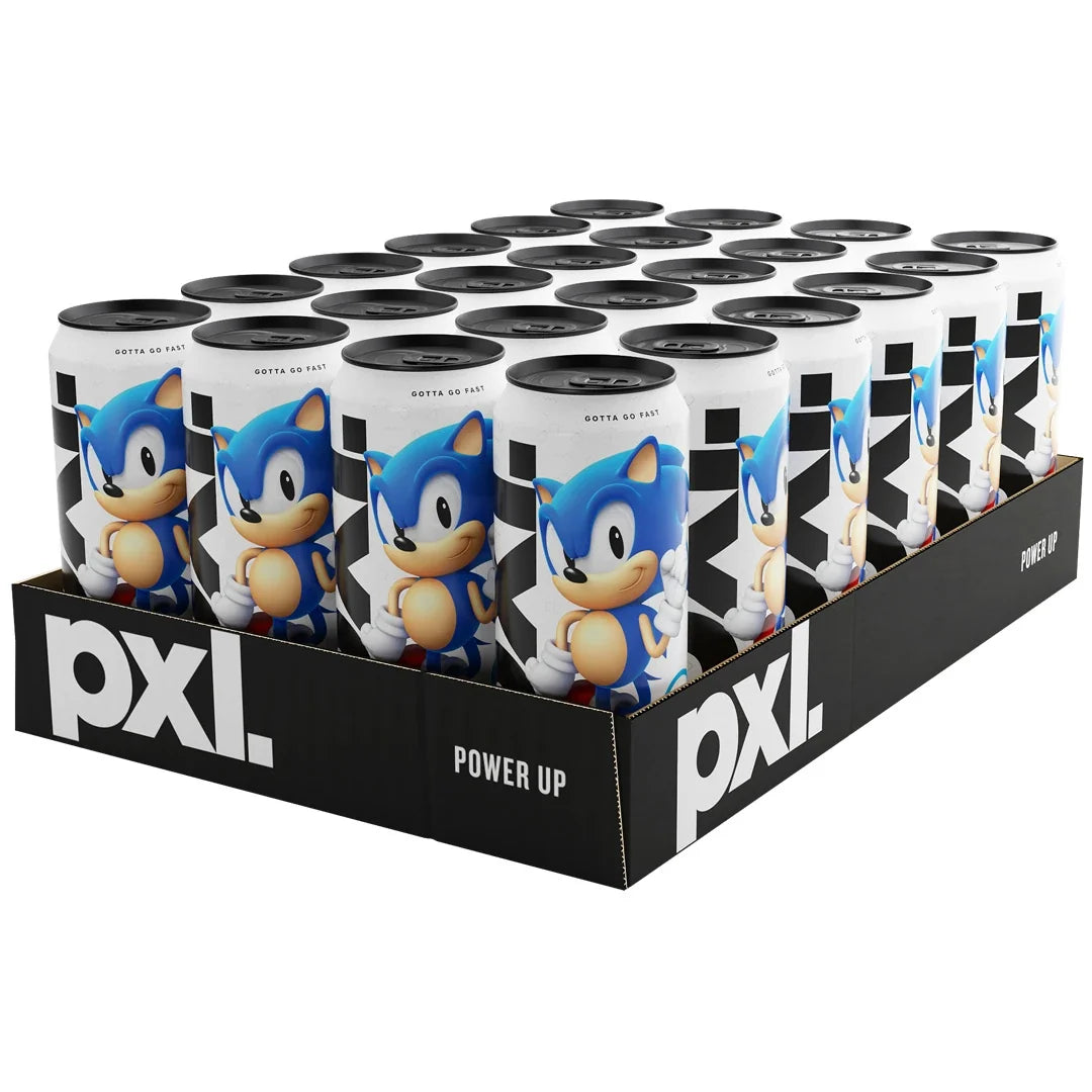 24 x PXL Energy 500 ml Sonic Cola i ett svart flak med vita burkar prydda med blått Sonic-motiv.