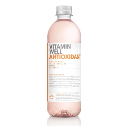 Vitamin Well 500 ml vitamindryck i en transparent flaska med vit etikett och orange detaljer för smaken Antioxidant Persika., bild 7 av 9