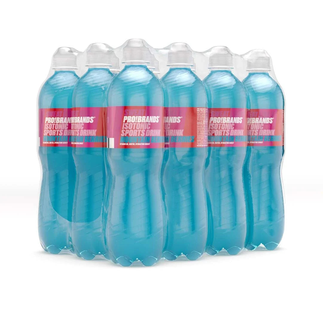 12 x Pro Brands ISOtonic Sports Drink 500 ml i ett flerpack med plastflaskor fyllda med blå dryck och rosa etiketter.